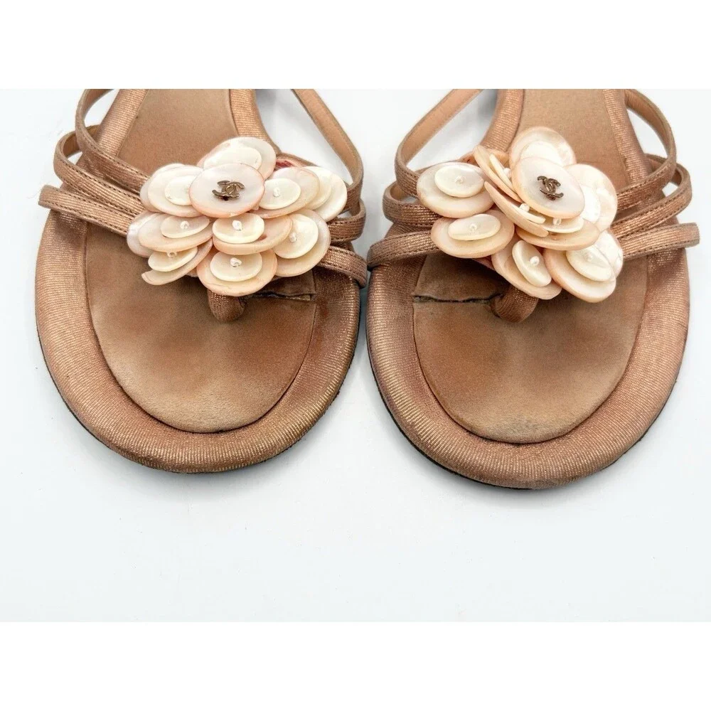 Chanel Peach Pink Sandals w/ CC Logo Shell Button Accents Y2K Sz EU 36